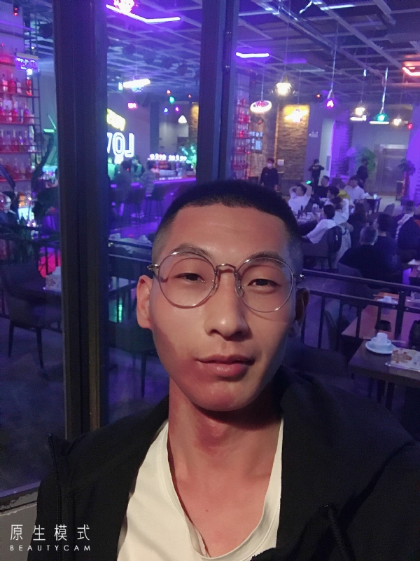 东北小伙的第一张照片--山东中老年相亲网