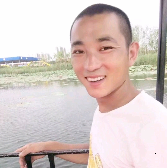 为你等候的第一张照片--山东中老年相亲网