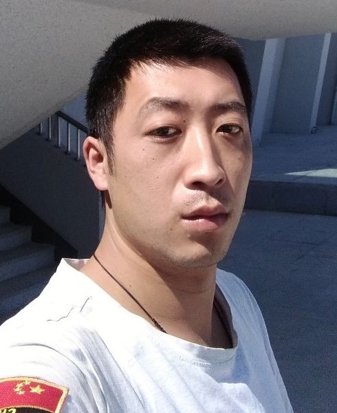 小小的第一张照片--山东中老年相亲网