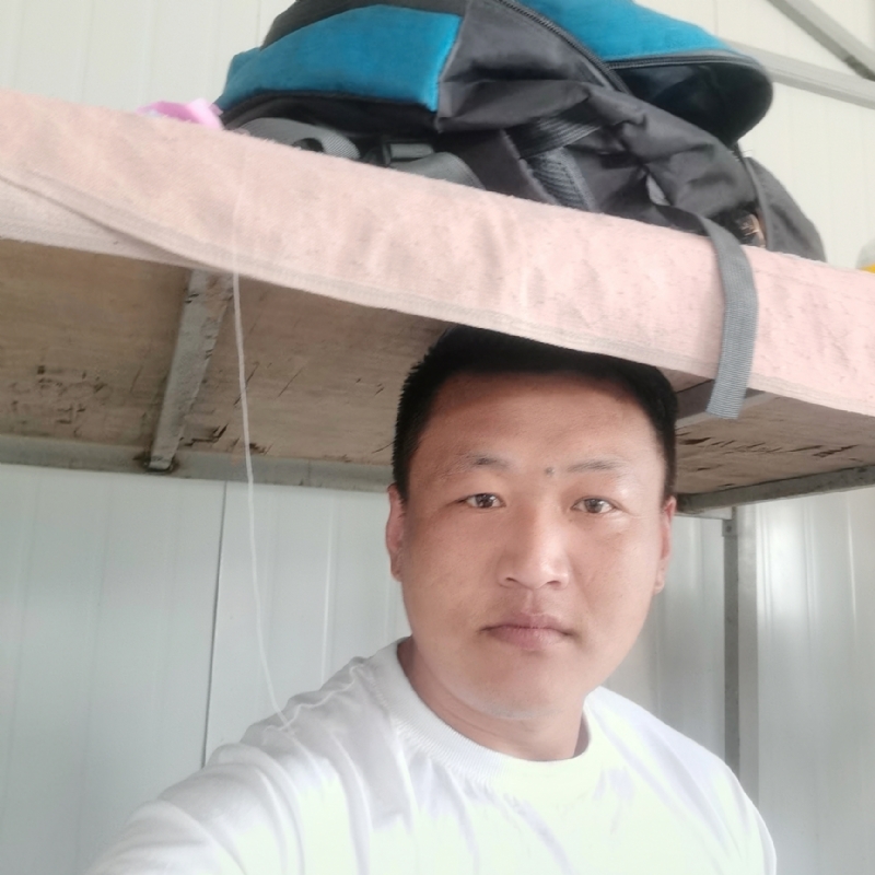 起风了的第一张照片--山东中老年相亲网