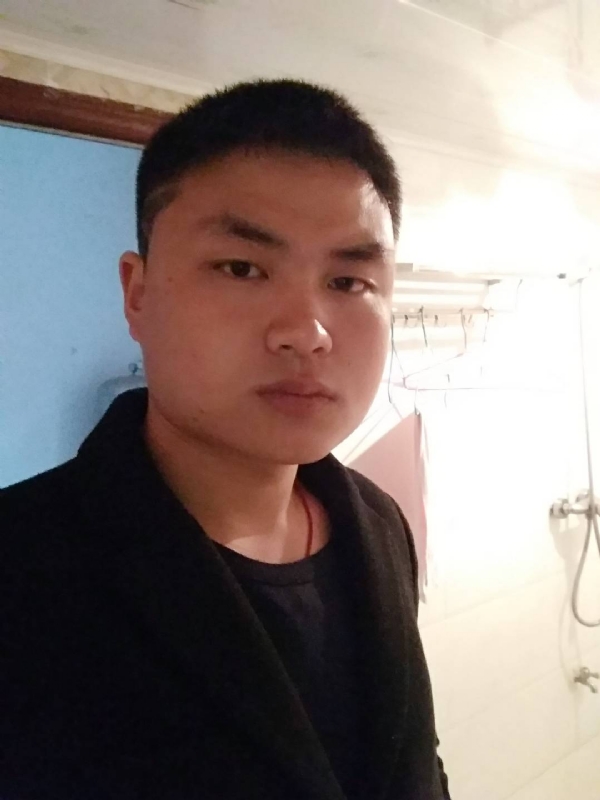 康康一下的第一张照片--山东中老年相亲网