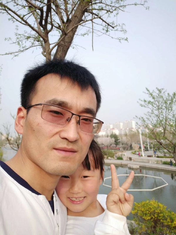 简单的幸福的第一张照片--山东中老年相亲网