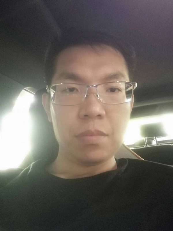 小黑包的第一张照片--山东中老年相亲网