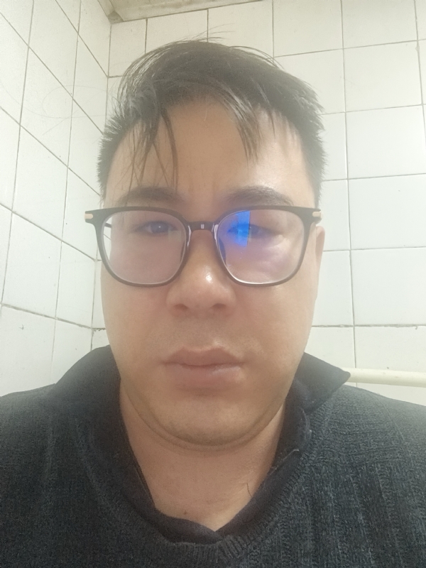 迷失自我的第一张照片--山东中老年相亲网