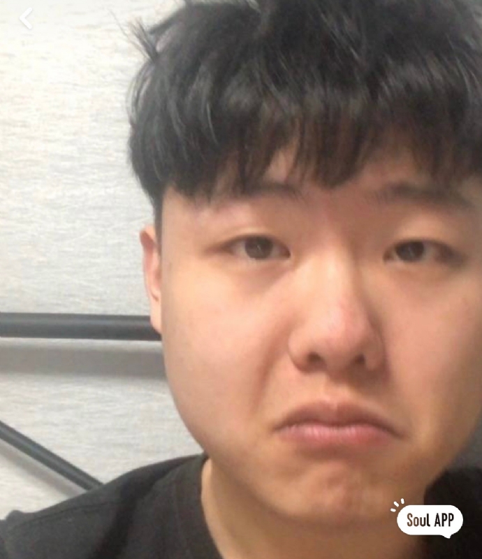 方方正正的第二张照片--山东中老年相亲网